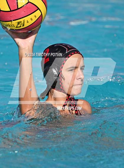 Thumbnail 3 in Paloma Valley vs Elsinore photogallery.