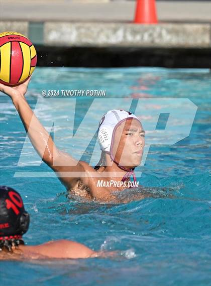 Thumbnail 2 in Paloma Valley vs Elsinore photogallery.