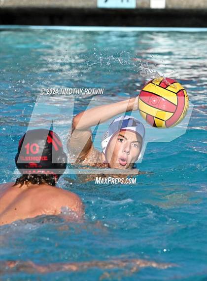 Thumbnail 1 in Paloma Valley vs Elsinore photogallery.