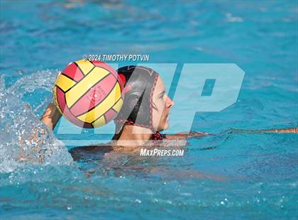 Thumbnail 2 in Paloma Valley vs Elsinore photogallery.