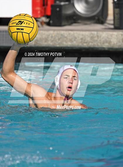 Thumbnail 2 in Paloma Valley vs Elsinore photogallery.