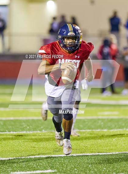 Thumbnail 1 in Tampa Bay Buccaneers/Hillsborough County All-Star Football Game (East vs. West) photogallery.
