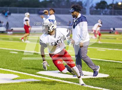 Thumbnail 2 in Tampa Bay Buccaneers/Hillsborough County All-Star Football Game (East vs. West) photogallery.
