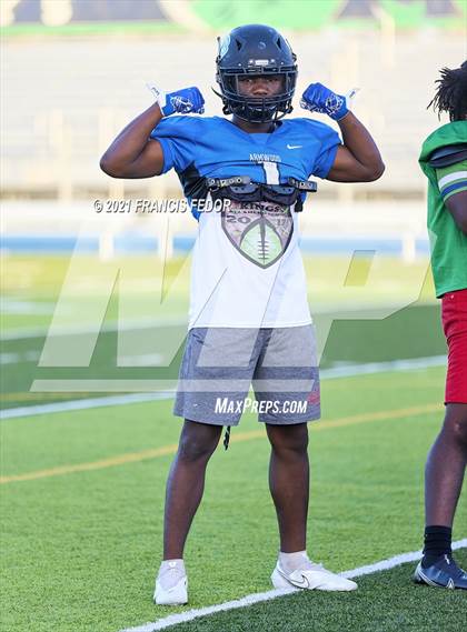 Thumbnail 2 in Tampa Bay Buccaneers/Hillsborough County All-Star Football Game (East vs. West) photogallery.