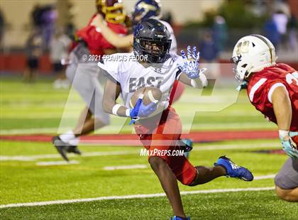 Thumbnail 1 in Tampa Bay Buccaneers/Hillsborough County All-Star Football Game (East vs. West) photogallery.