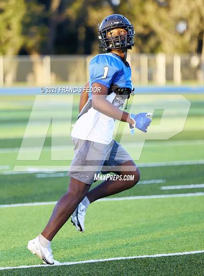 Thumbnail 2 in Tampa Bay Buccaneers/Hillsborough County All-Star Football Game (East vs. West) photogallery.