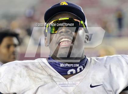 Thumbnail 3 in St. Thomas Aquinas vs. Edgewater (FHSAA 7A State Final) photogallery.