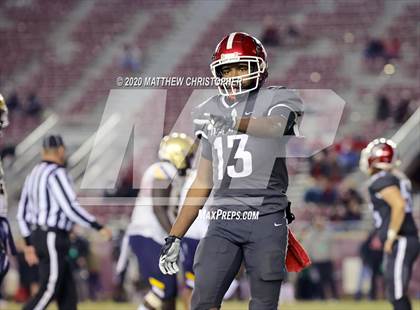 Thumbnail 1 in St. Thomas Aquinas vs. Edgewater (FHSAA 7A State Final) photogallery.