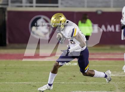 Thumbnail 3 in St. Thomas Aquinas vs. Edgewater (FHSAA 7A State Final) photogallery.