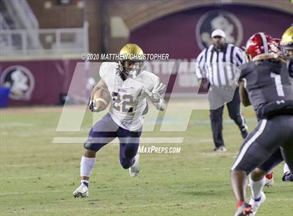 Thumbnail 2 in St. Thomas Aquinas vs. Edgewater (FHSAA 7A State Final) photogallery.
