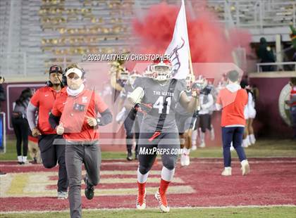 Thumbnail 3 in St. Thomas Aquinas vs. Edgewater (FHSAA 7A State Final) photogallery.