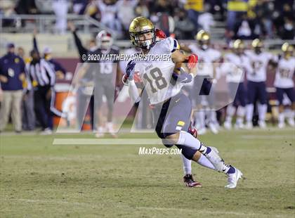 Thumbnail 1 in St. Thomas Aquinas vs. Edgewater (FHSAA 7A State Final) photogallery.