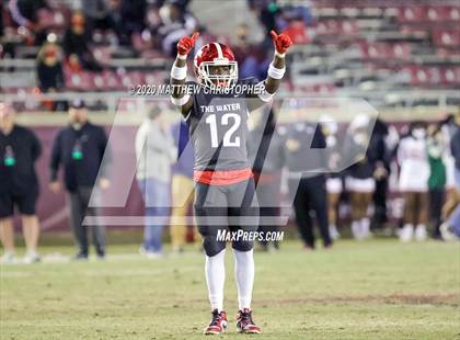 Thumbnail 3 in St. Thomas Aquinas vs. Edgewater (FHSAA 7A State Final) photogallery.
