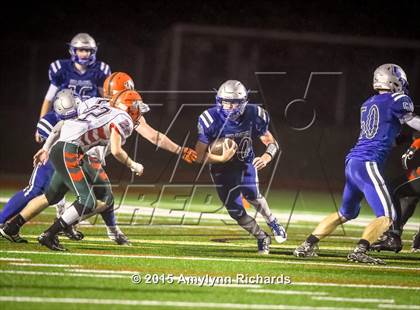 Thumbnail 1 in LaConner vs. Morton/White Pass (WIAA 2B 1st Round) photogallery.