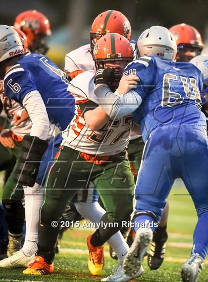 Thumbnail 3 in LaConner vs. Morton/White Pass (WIAA 2B 1st Round) photogallery.