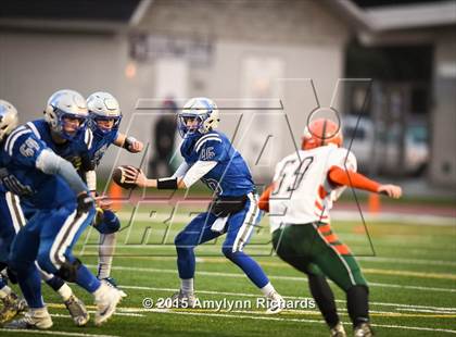 Thumbnail 1 in LaConner vs. Morton/White Pass (WIAA 2B 1st Round) photogallery.