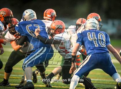 Thumbnail 2 in LaConner vs. Morton/White Pass (WIAA 2B 1st Round) photogallery.