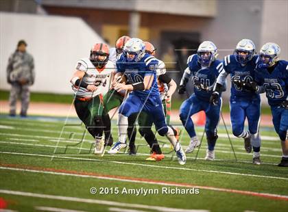 Thumbnail 2 in LaConner vs. Morton/White Pass (WIAA 2B 1st Round) photogallery.