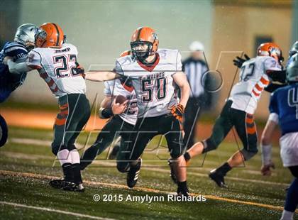 Thumbnail 1 in LaConner vs. Morton/White Pass (WIAA 2B 1st Round) photogallery.