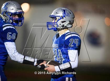 Thumbnail 1 in LaConner vs. Morton/White Pass (WIAA 2B 1st Round) photogallery.
