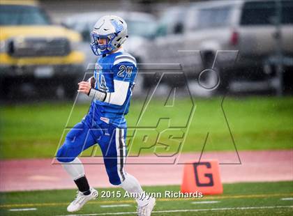 Thumbnail 3 in LaConner vs. Morton/White Pass (WIAA 2B 1st Round) photogallery.