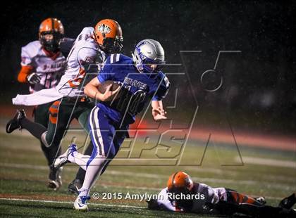 Thumbnail 3 in LaConner vs. Morton/White Pass (WIAA 2B 1st Round) photogallery.