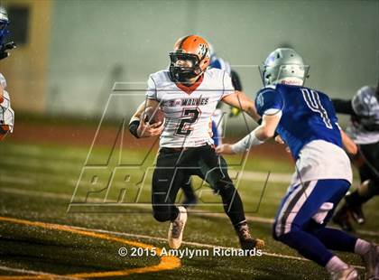 Thumbnail 3 in LaConner vs. Morton/White Pass (WIAA 2B 1st Round) photogallery.