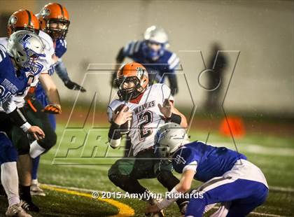 Thumbnail 1 in LaConner vs. Morton/White Pass (WIAA 2B 1st Round) photogallery.
