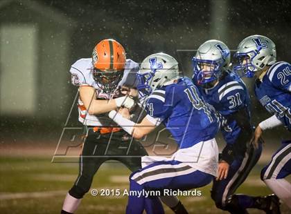 Thumbnail 1 in LaConner vs. Morton/White Pass (WIAA 2B 1st Round) photogallery.