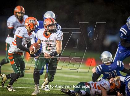 Thumbnail 2 in LaConner vs. Morton/White Pass (WIAA 2B 1st Round) photogallery.