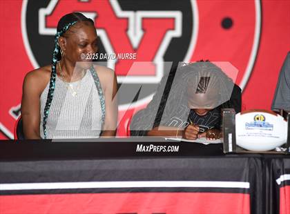Thumbnail 2 in Antelope Valley (Team & Individuals/ Kayla Taylor Signing) <B>Not T & I</B> photogallery.
