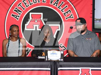 Thumbnail 3 in Antelope Valley (Team & Individuals/ Kayla Taylor Signing) <B>Not T & I</B> photogallery.