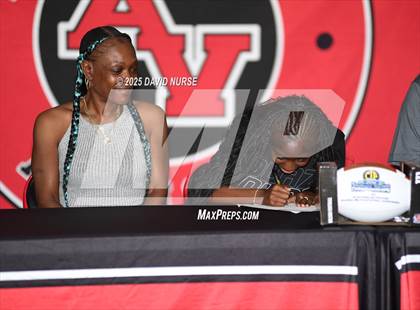 Thumbnail 3 in Antelope Valley (Team & Individuals/ Kayla Taylor Signing) <B>Not T & I</B> photogallery.