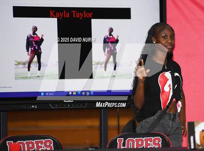 Thumbnail 1 in Antelope Valley (Team & Individuals/ Kayla Taylor Signing) <B>Not T & I</B> photogallery.