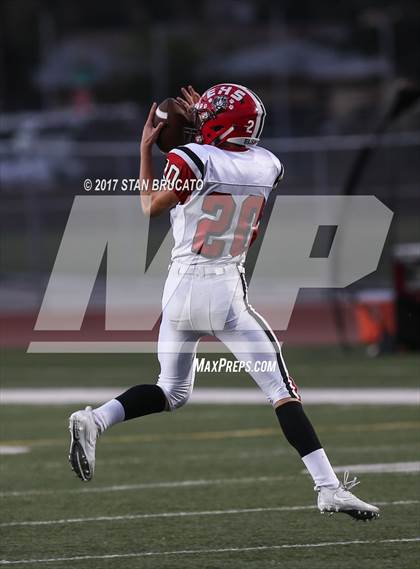 Thumbnail 2 in Elsinore vs Beckman photogallery.