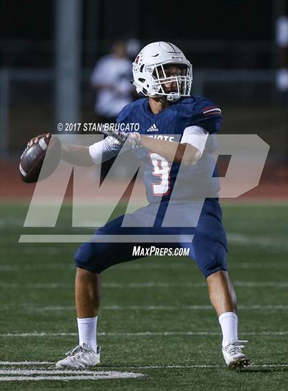 Thumbnail 3 in Elsinore vs Beckman photogallery.