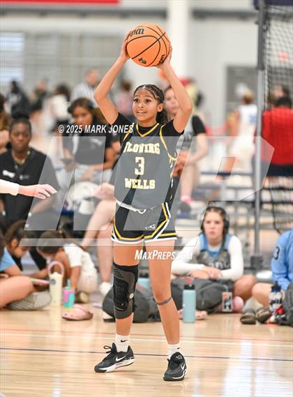 Thumbnail 2 in Cibola vs. Flowing Wells (Section 7) photogallery.