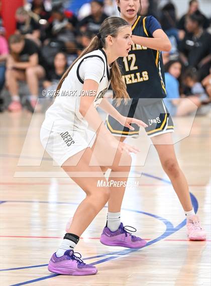 Thumbnail 3 in Cibola vs. Flowing Wells (Section 7) photogallery.