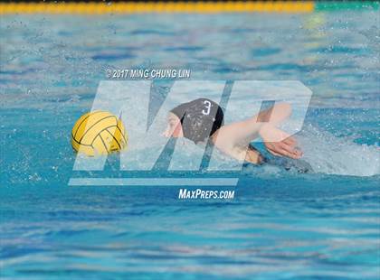 Thumbnail 2 in Newport Harbor vs. Carlsbad (Newport Holiday Cup) photogallery.