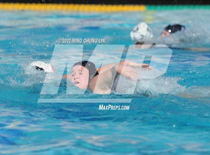Thumbnail 2 in Newport Harbor vs. Carlsbad (Newport Holiday Cup) photogallery.
