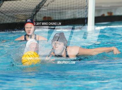 Thumbnail 1 in Newport Harbor vs. Carlsbad (Newport Holiday Cup) photogallery.