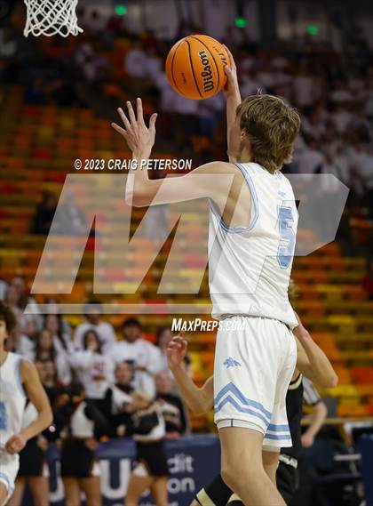 Thumbnail 3 in Logan vs Sky View (UHSAA 4A Quarterfinal) photogallery.