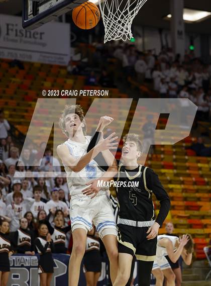 Thumbnail 1 in Logan vs Sky View (UHSAA 4A Quarterfinal) photogallery.