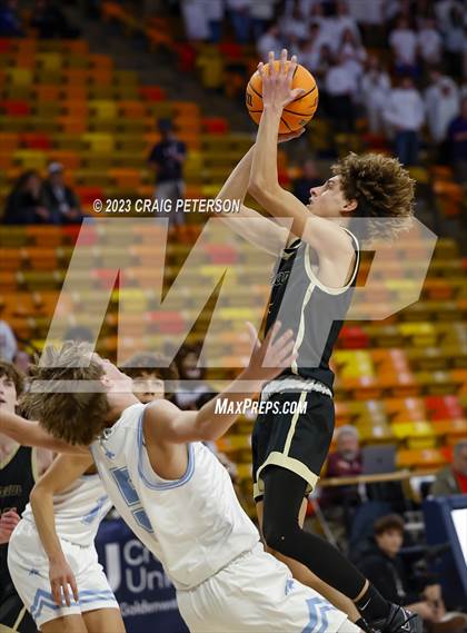 Thumbnail 3 in Logan vs Sky View (UHSAA 4A Quarterfinal) photogallery.