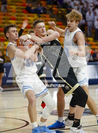 Thumbnail 2 in Logan vs Sky View (UHSAA 4A Quarterfinal) photogallery.