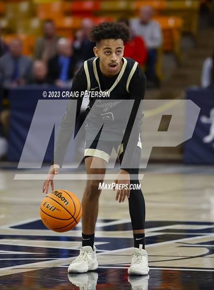 Thumbnail 1 in Logan vs Sky View (UHSAA 4A Quarterfinal) photogallery.