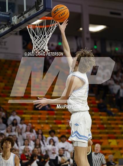 Thumbnail 2 in Logan vs Sky View (UHSAA 4A Quarterfinal) photogallery.