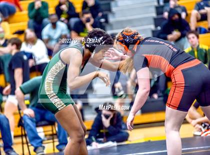 Thumbnail 2 in Shawnee Mission District Meet photogallery.