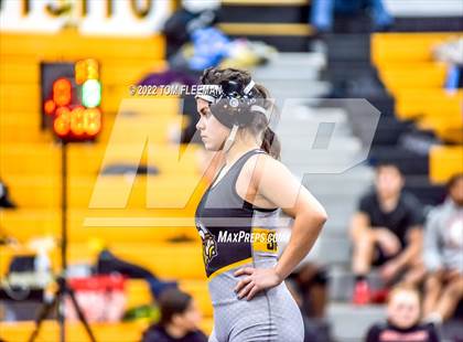 Thumbnail 2 in Shawnee Mission District Meet photogallery.