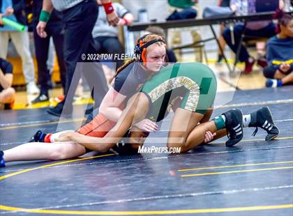 Thumbnail 2 in Shawnee Mission District Meet photogallery.